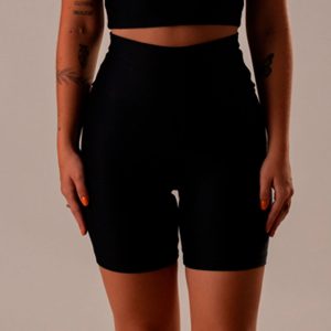 Shorts Fer Preto